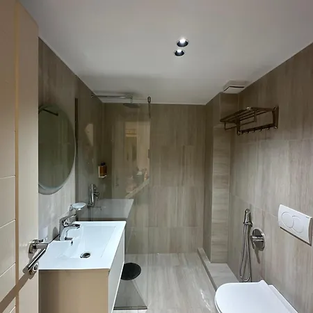 Nevi's 2 Apartment Durres
